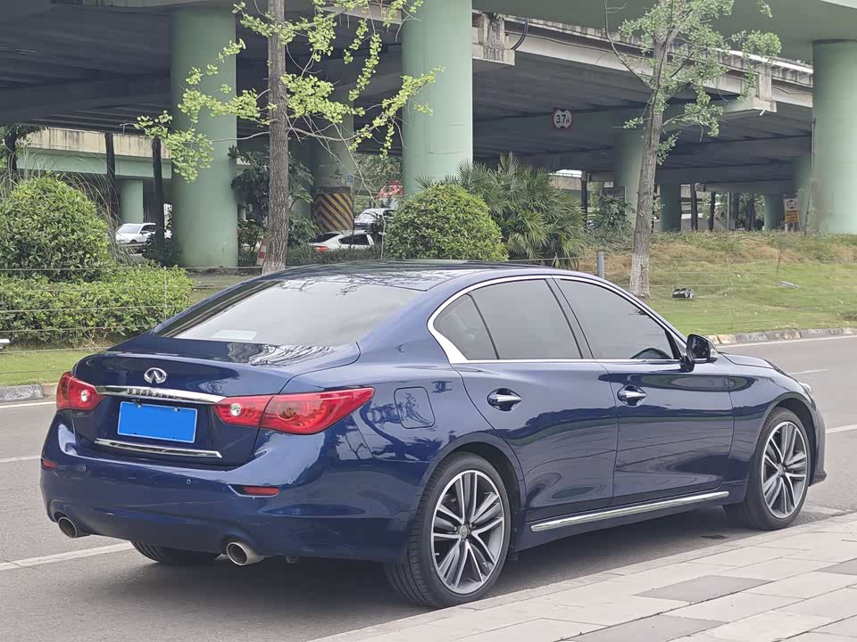 Infiniti Q50L Infiniti Q50L