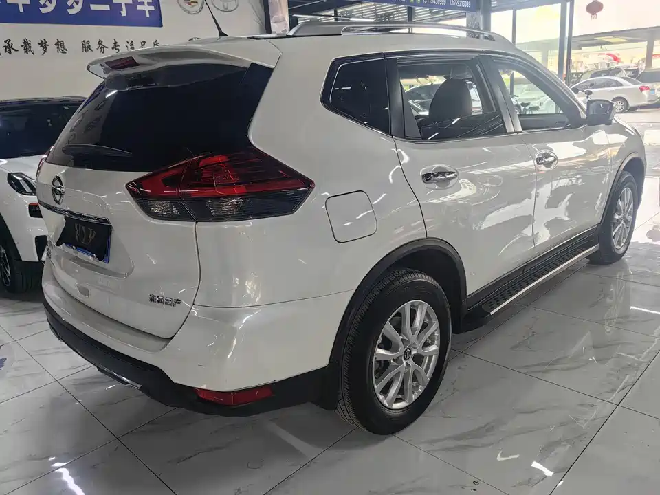 Nissan Qijun