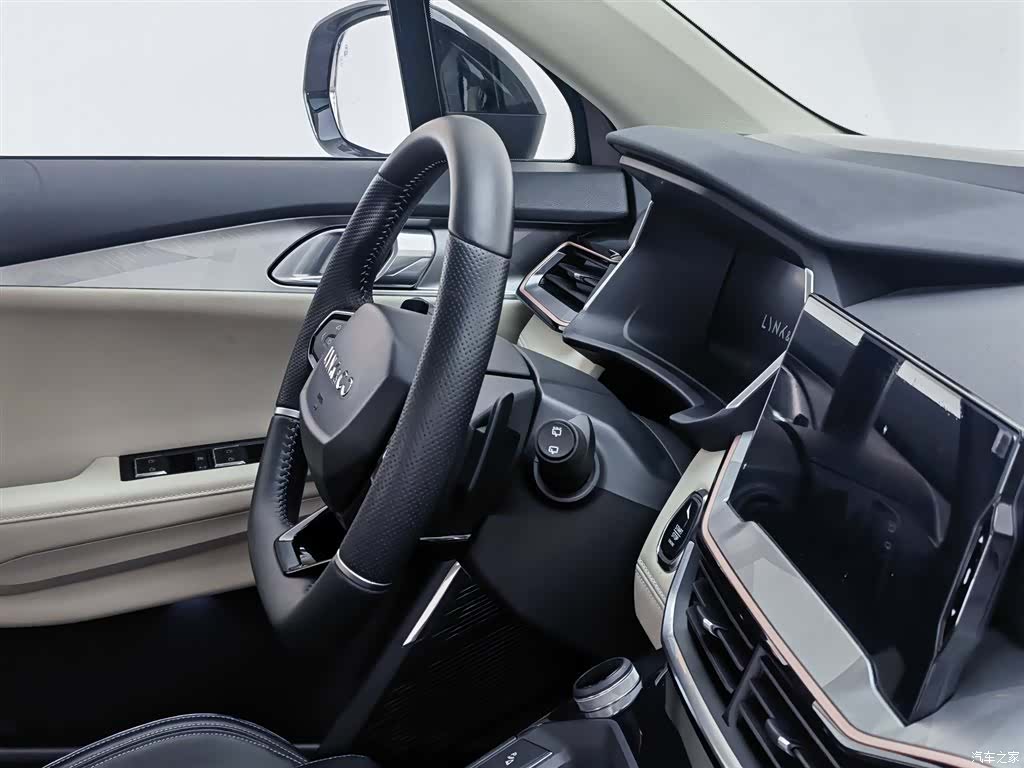 Lynk & Co 02, 2022 22