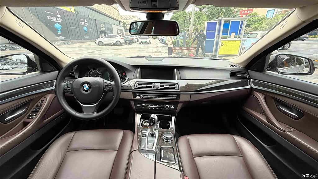 BMW 5 Series, 2016 14