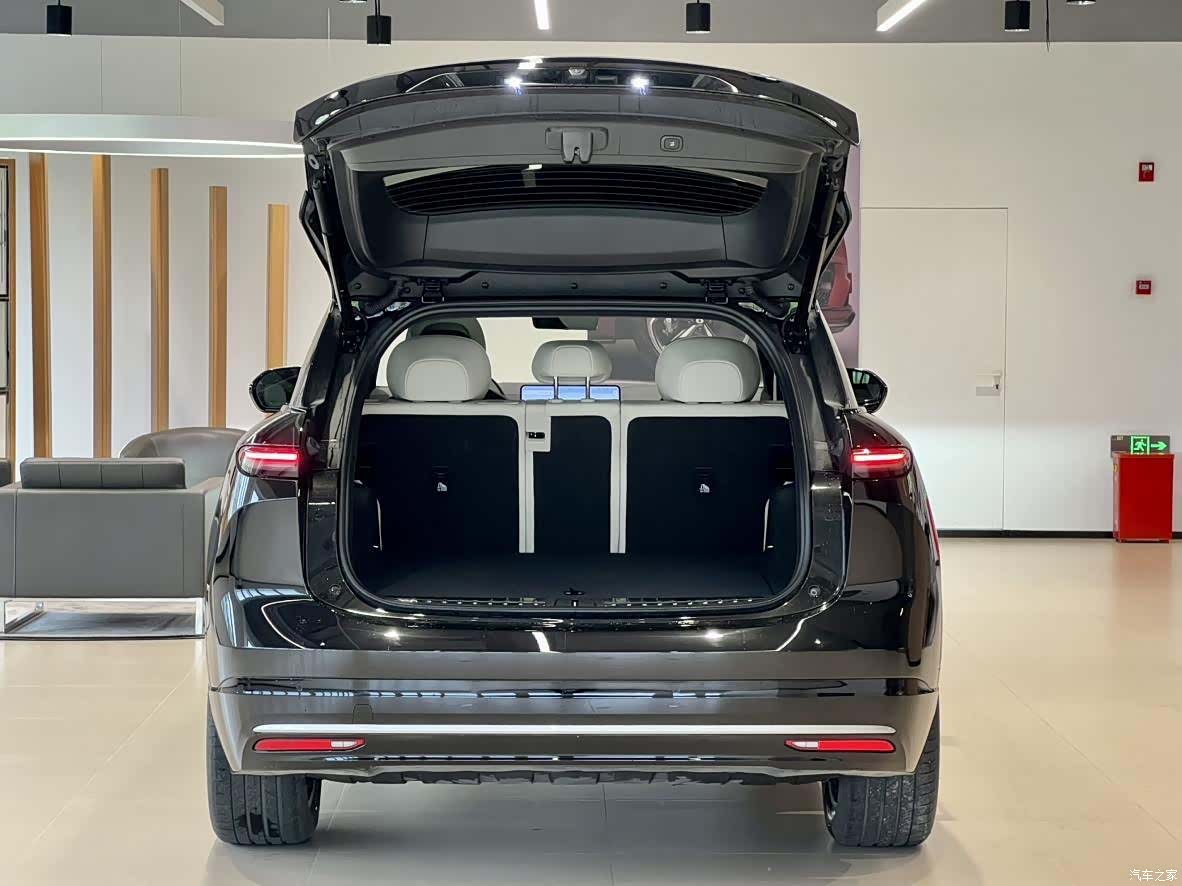 NIO ES6, 2025 16