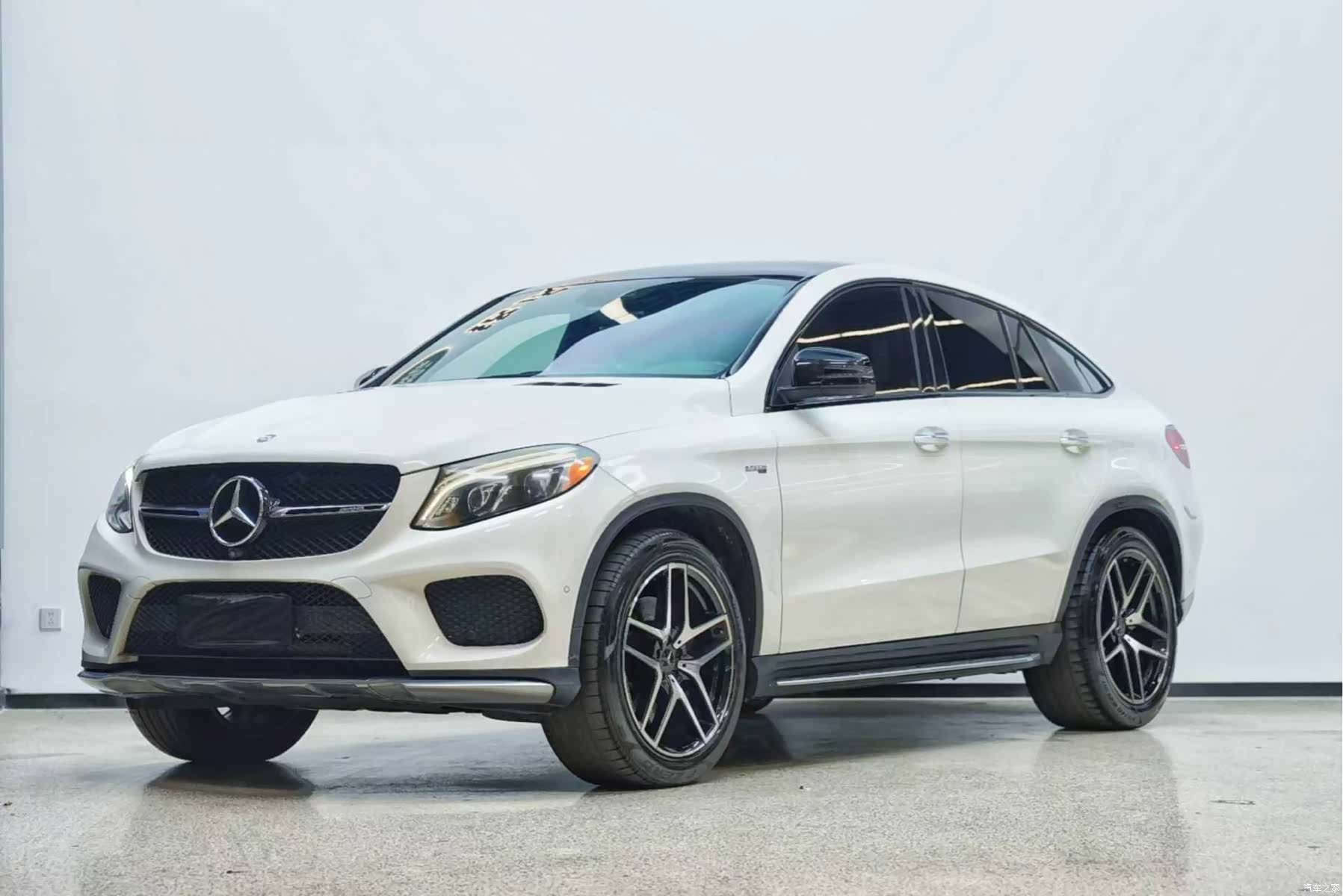 Mercedes-Benz GLE, 2017 1