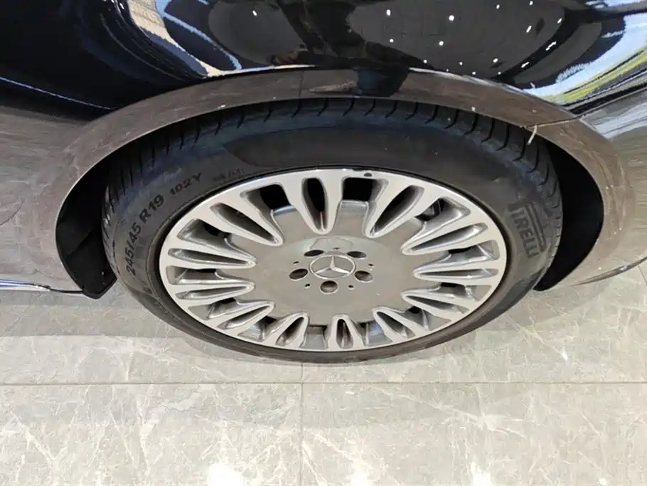 Mercedes-Benz Maybach S-class