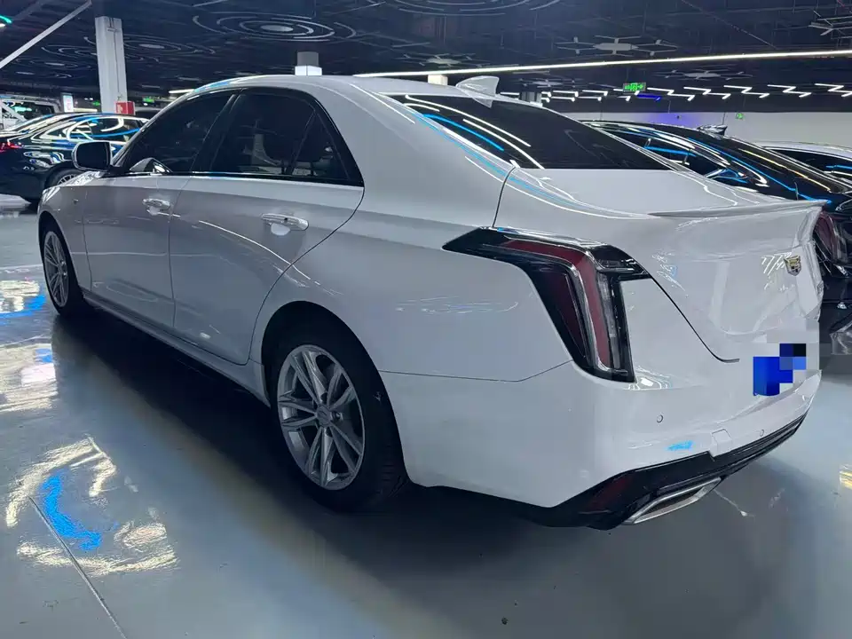 Cadillac CT4