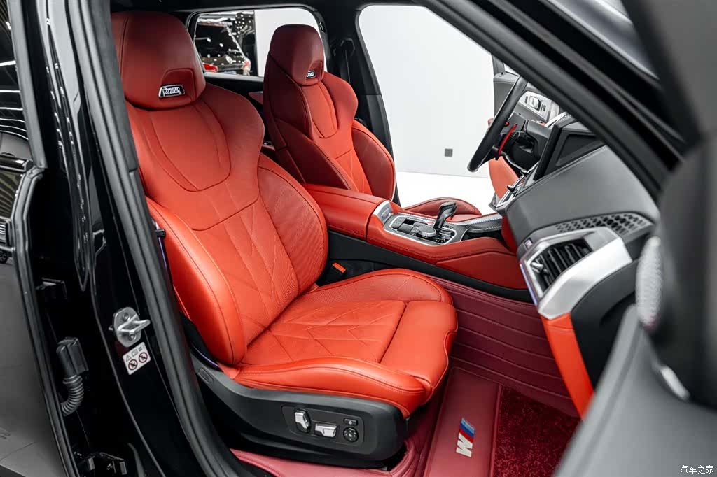 BMW XM, 2024 25