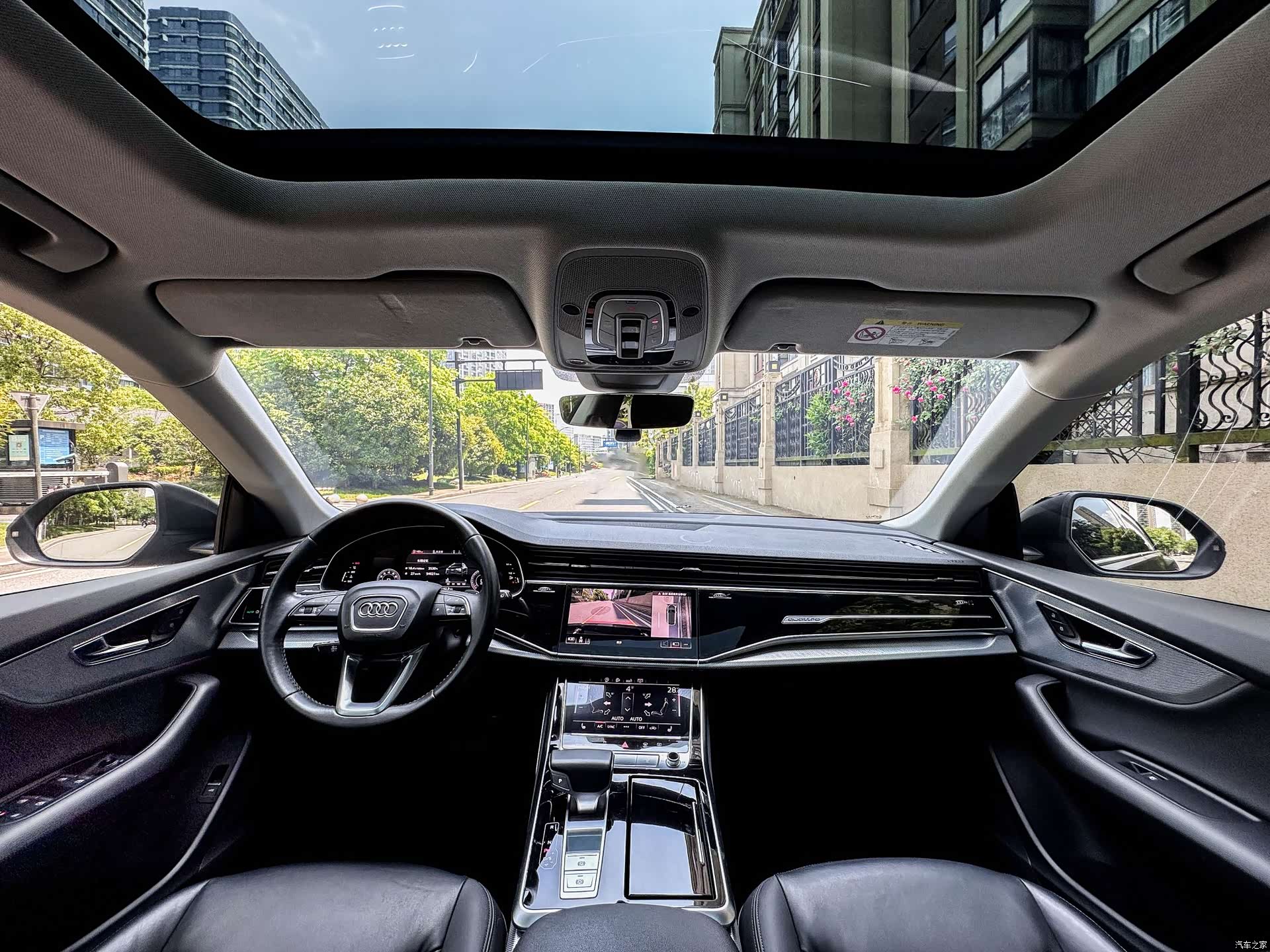 Audi Q8, 2020 6
