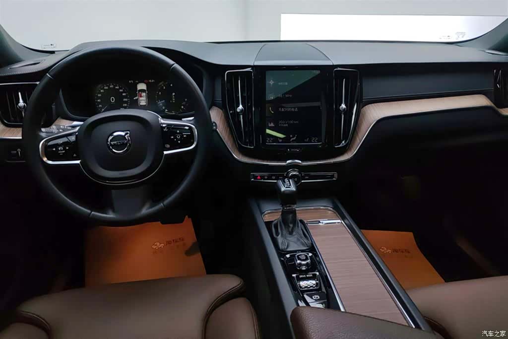 Volvo XC60, 2021 12
