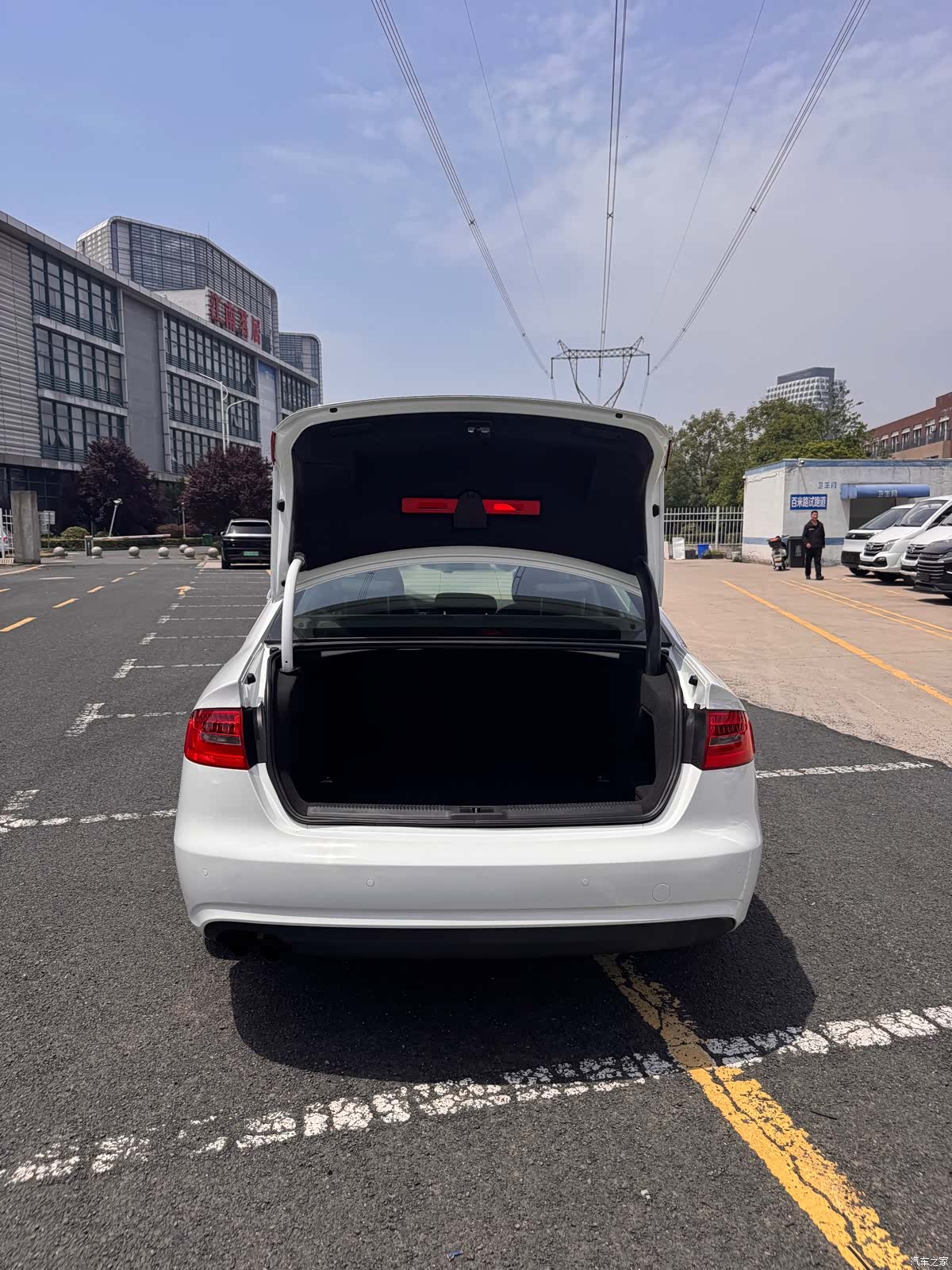 Audi A4L, 2013 12