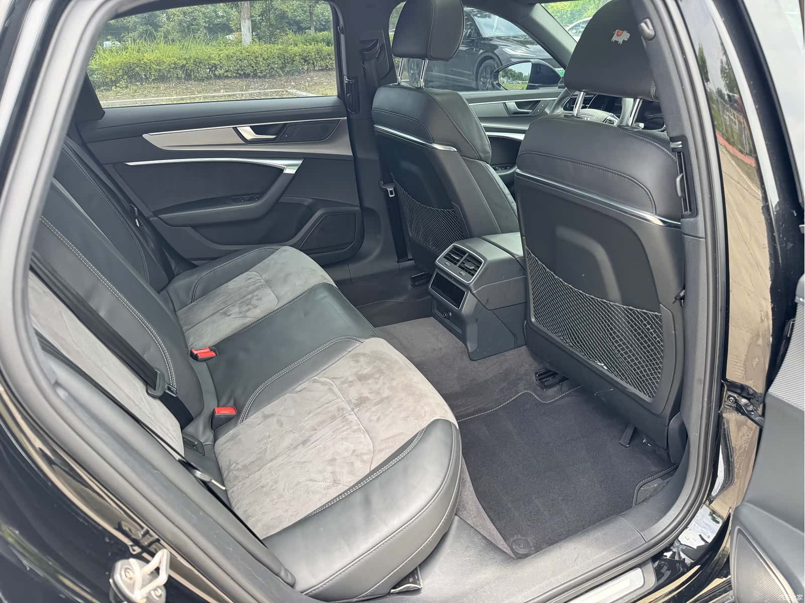 Audi A6L, 2019 12