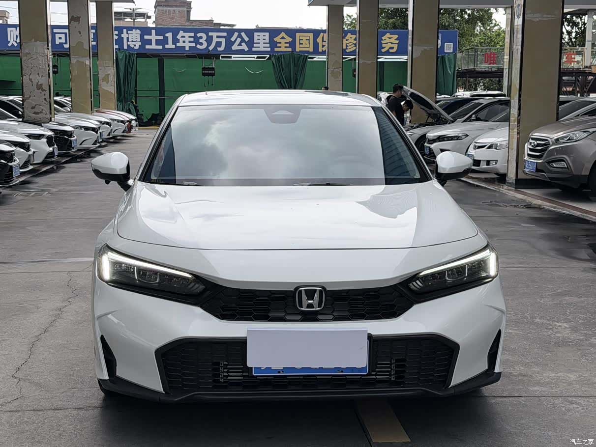 Honda Civic, 2025 2