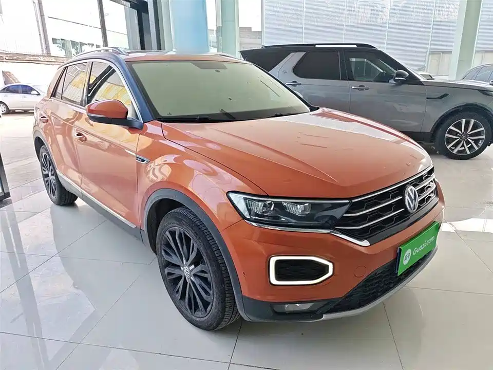 Volkswagen T-ROC exploring Songs