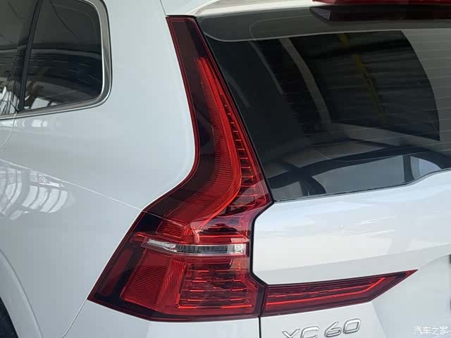 Volvo XC60, 2023 15