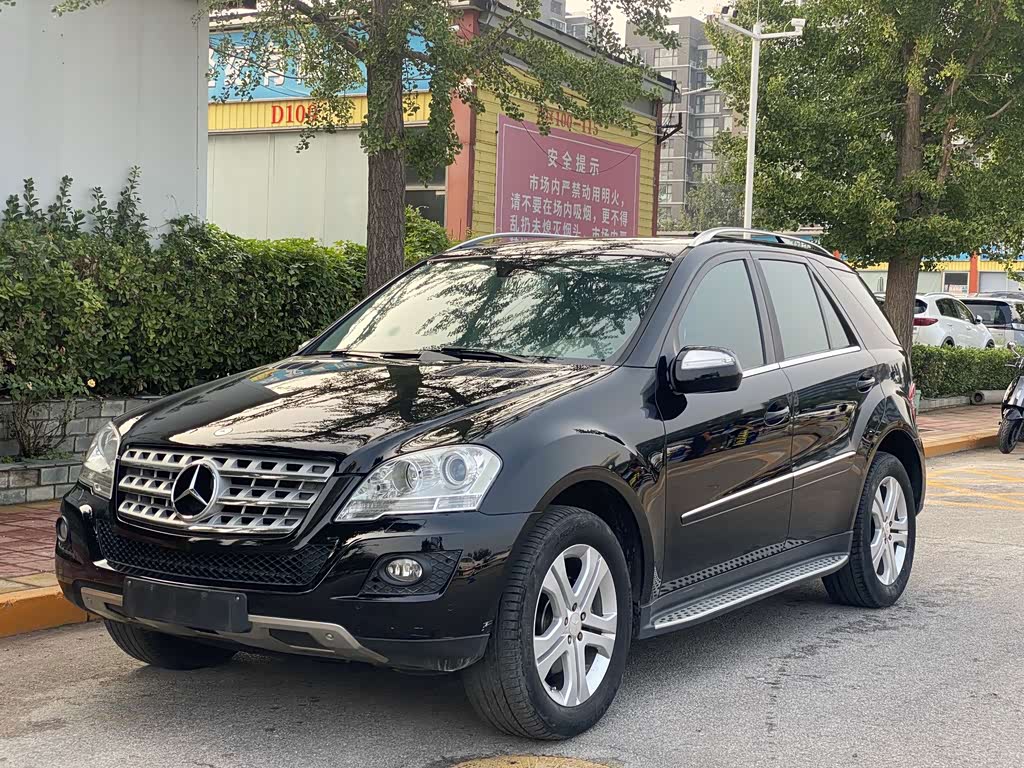 Mercedes-Benz M 2010 ML 350 4MATIC Luxury