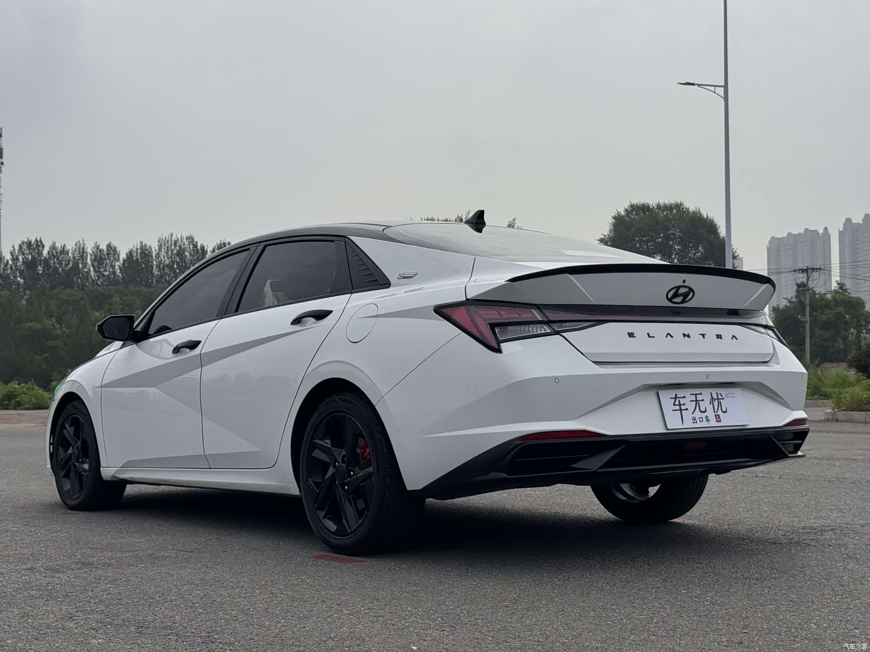 Hyundai Elantra, 2023 9