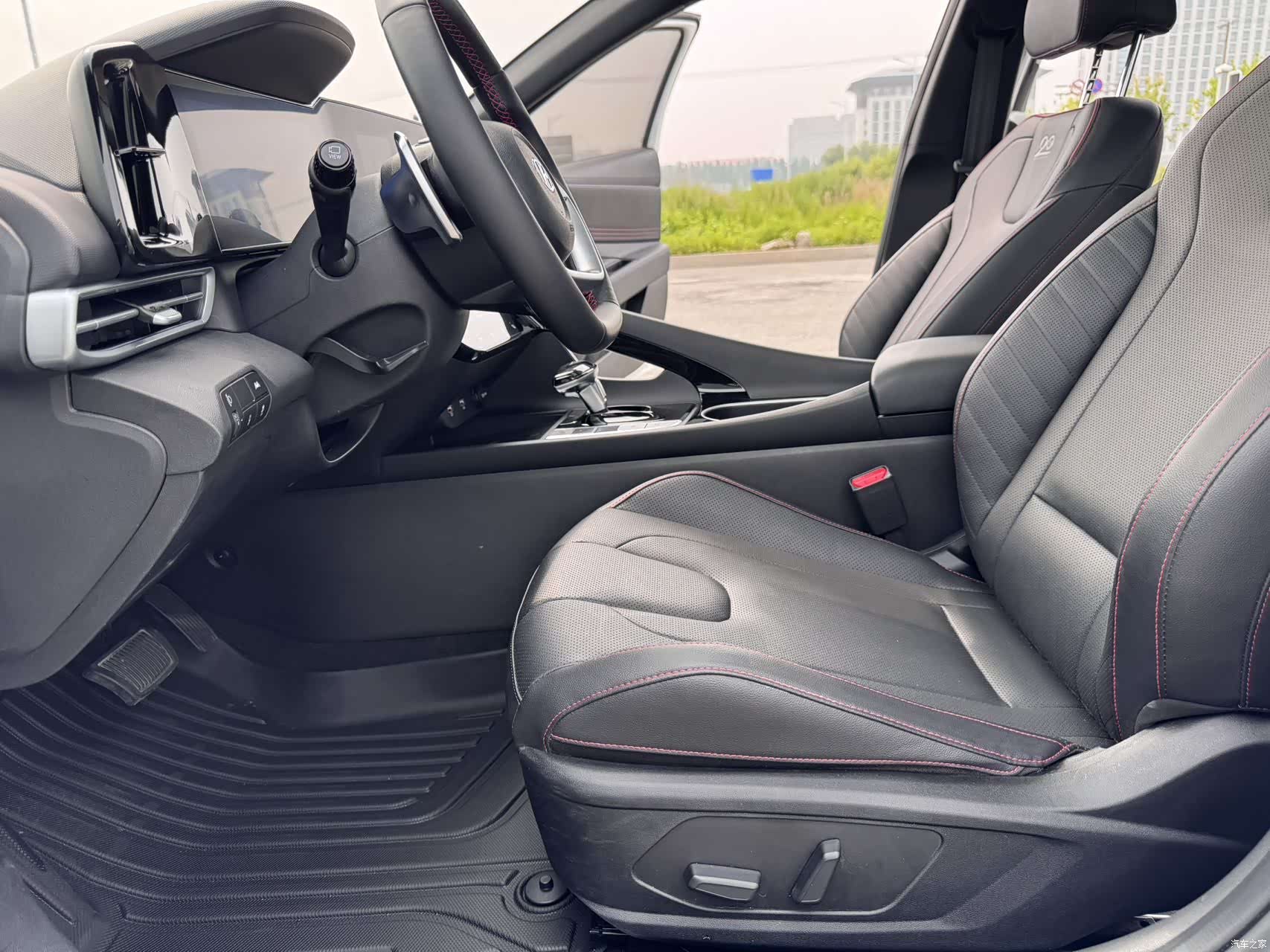 Hyundai Elantra, 2023 12