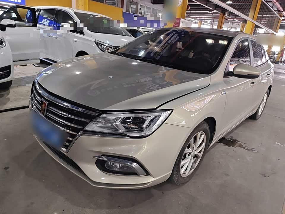 Roewe i5
