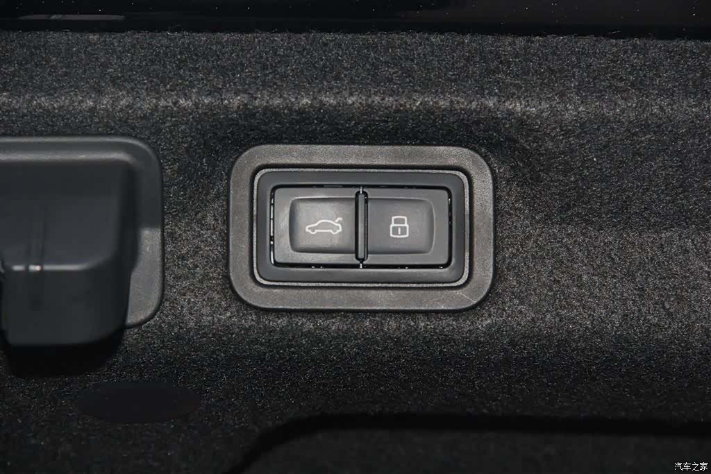 Audi A7L, 2025 29