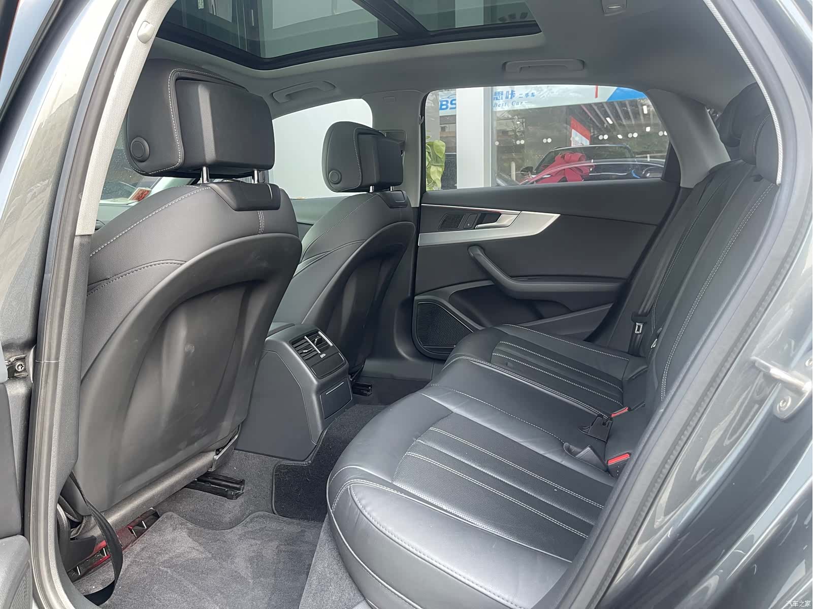 Audi A4L, 2020 11