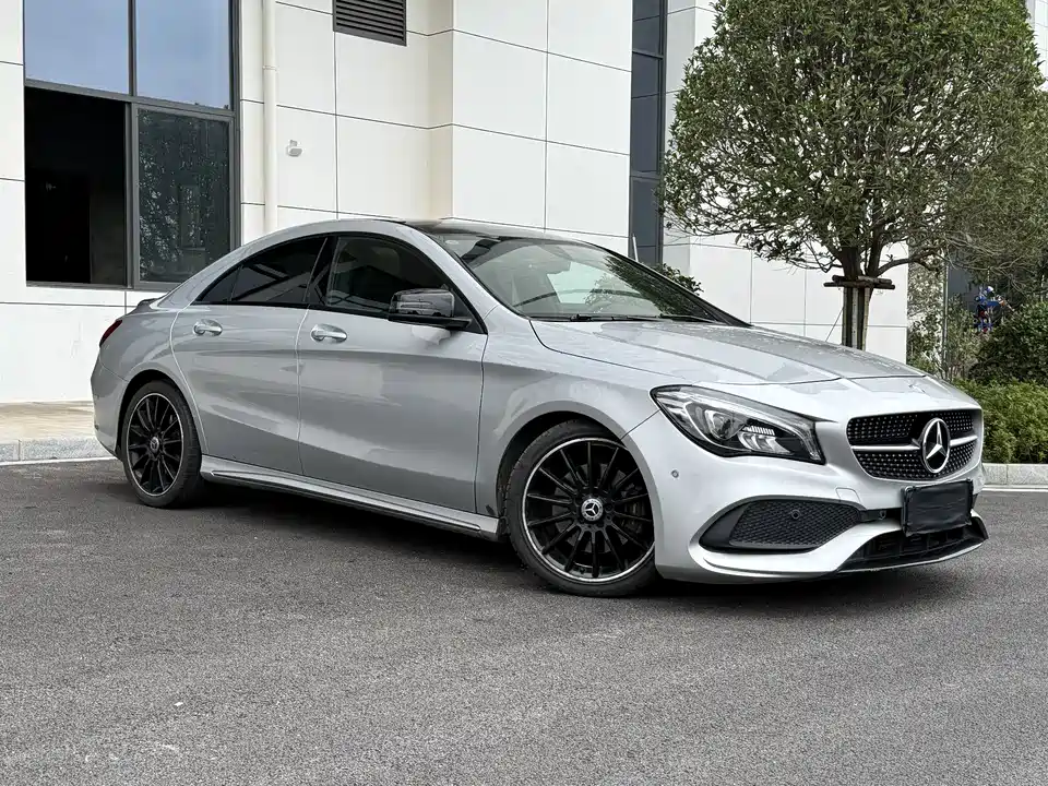 Mercedes-Benz CLA