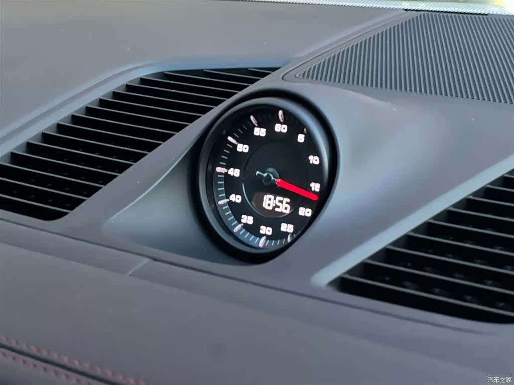 Porsche Cayenne, 2022 12
