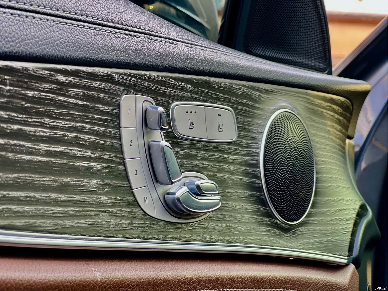 Mercedes-Benz E-Class, 2020 12