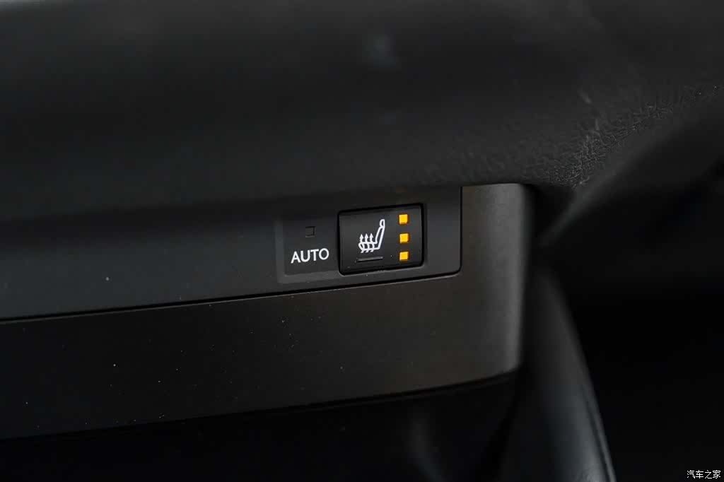 Lexus ES, 2023 33