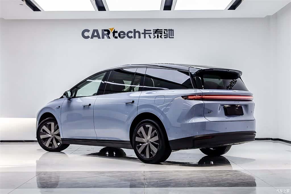 Li Auto i8, 2025 27