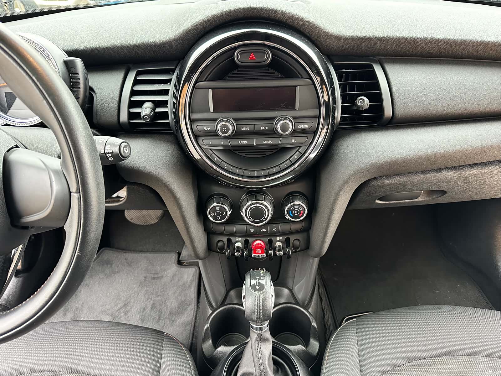 Mini ONE, 2015 14