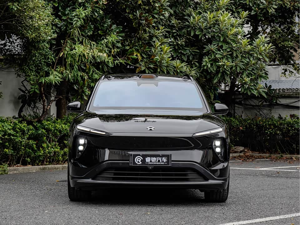 NIO ES6
