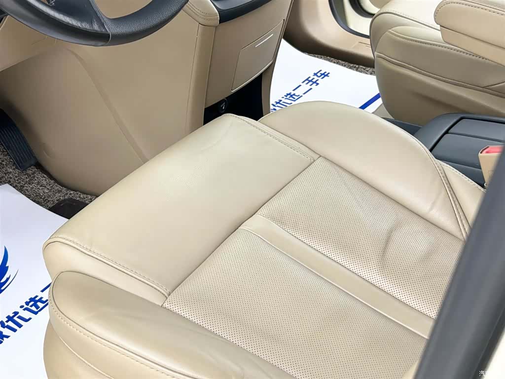 Buick GL8, 2017 8