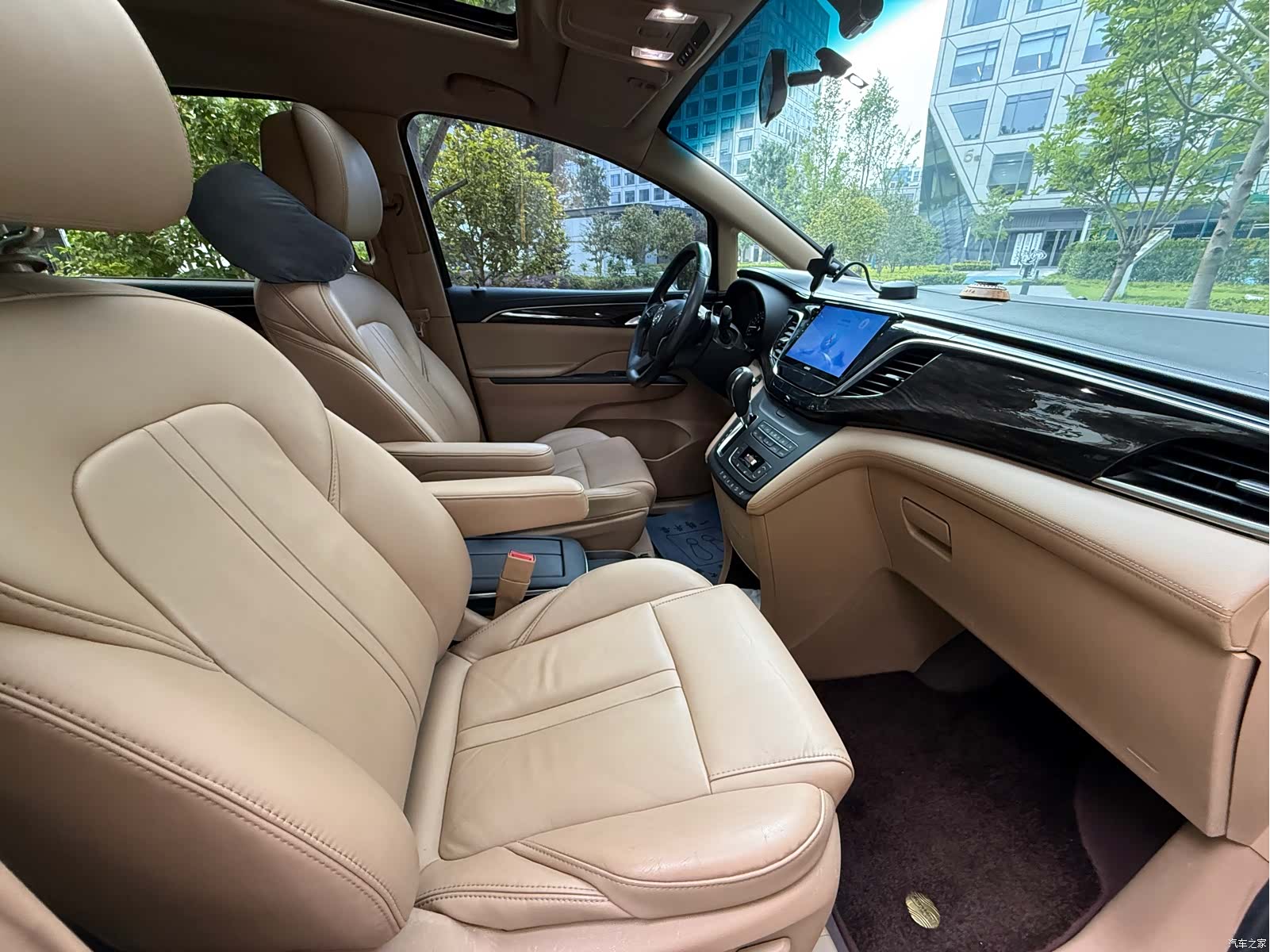 Buick GL8, 2019 6