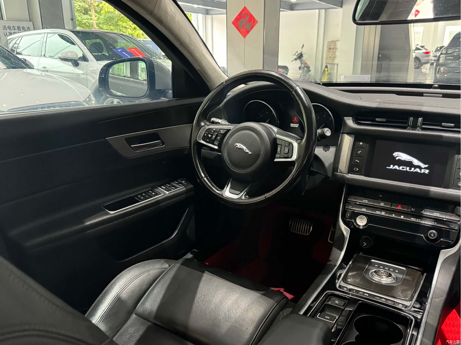 Land Rover XFL, 2018 11