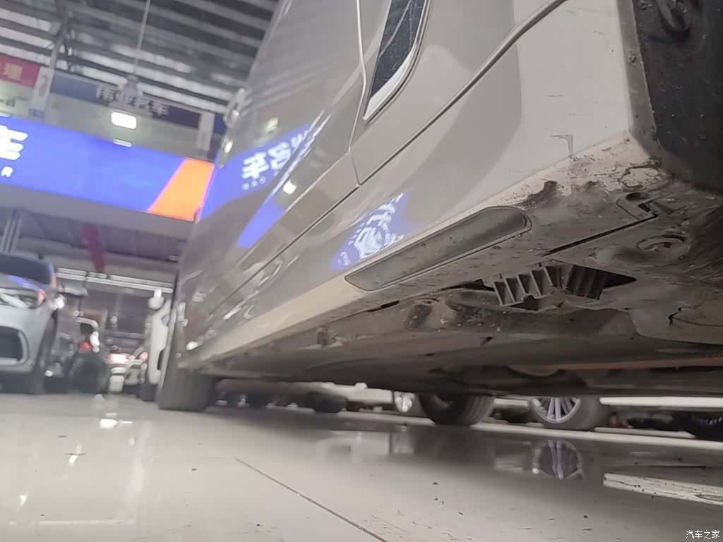 BMW 5 Series, 2019 21
