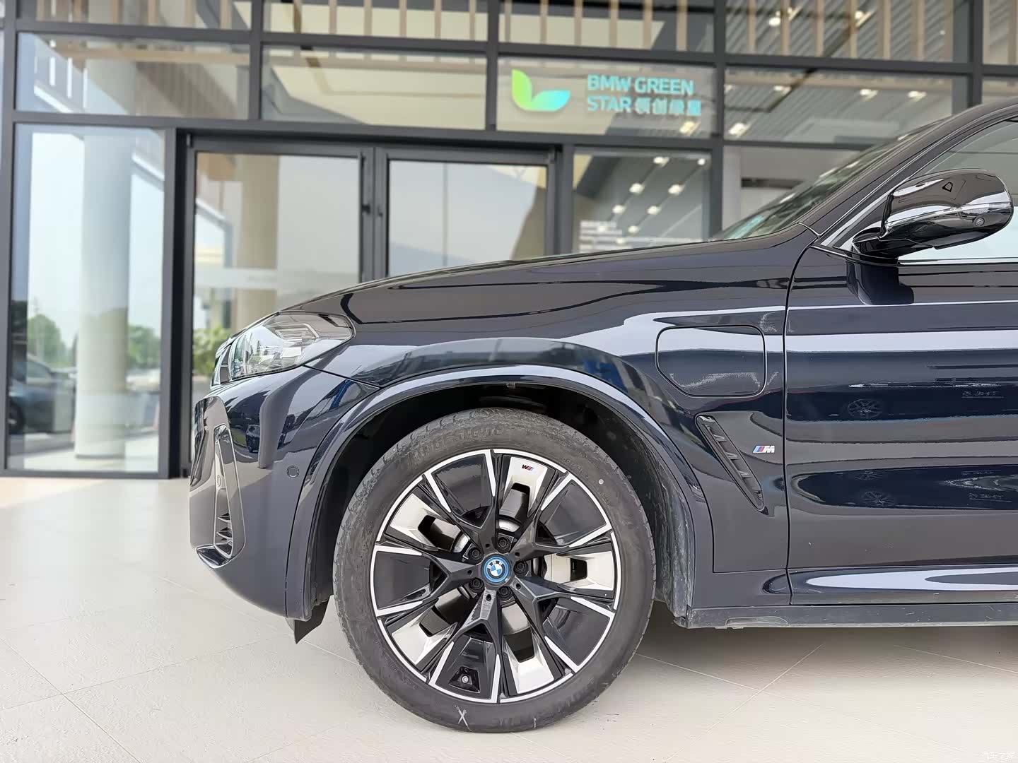 BMW iX3, 2024 4