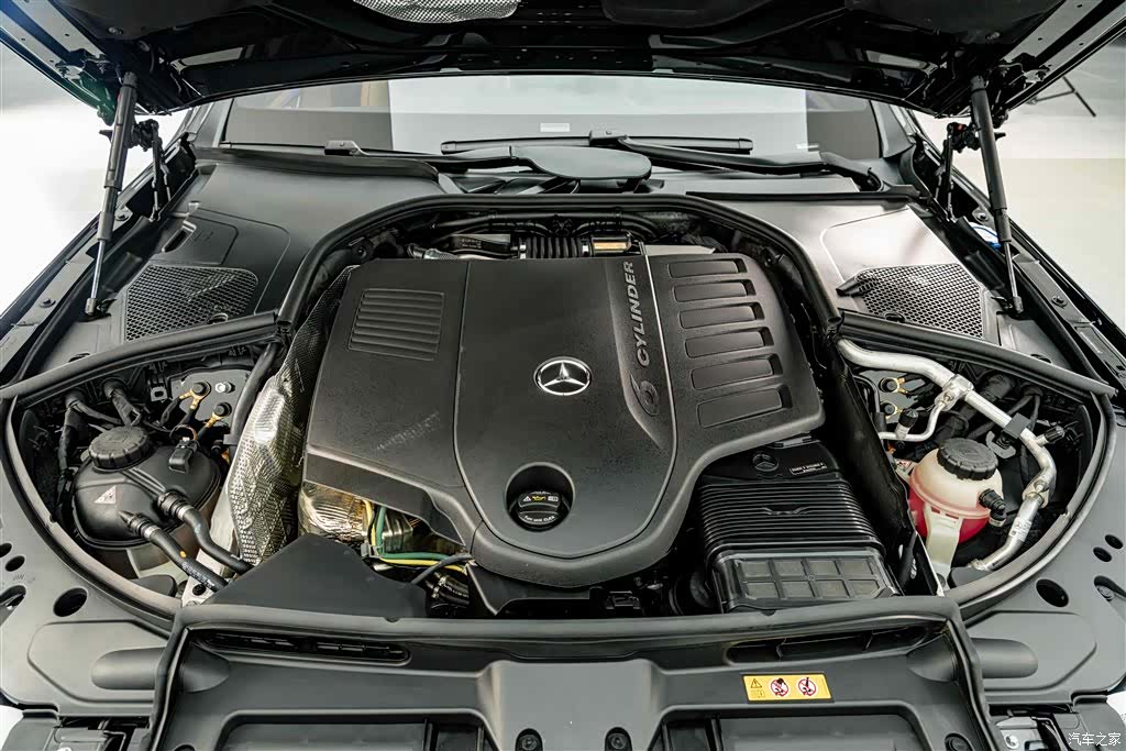 Maybach S-Class, 2025 26
