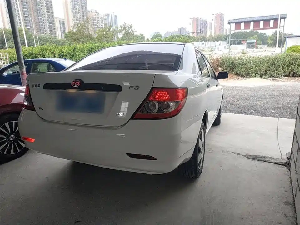 BYD F3