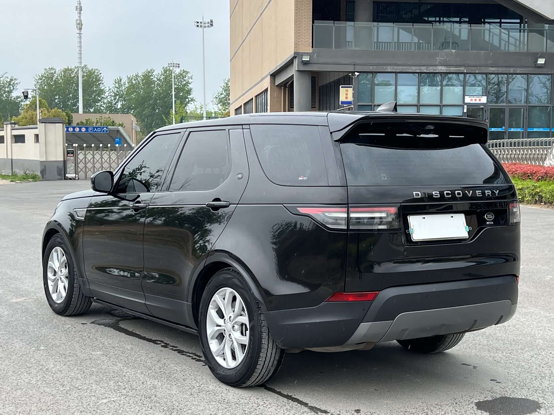 Land Rover Discovery, 2017 4