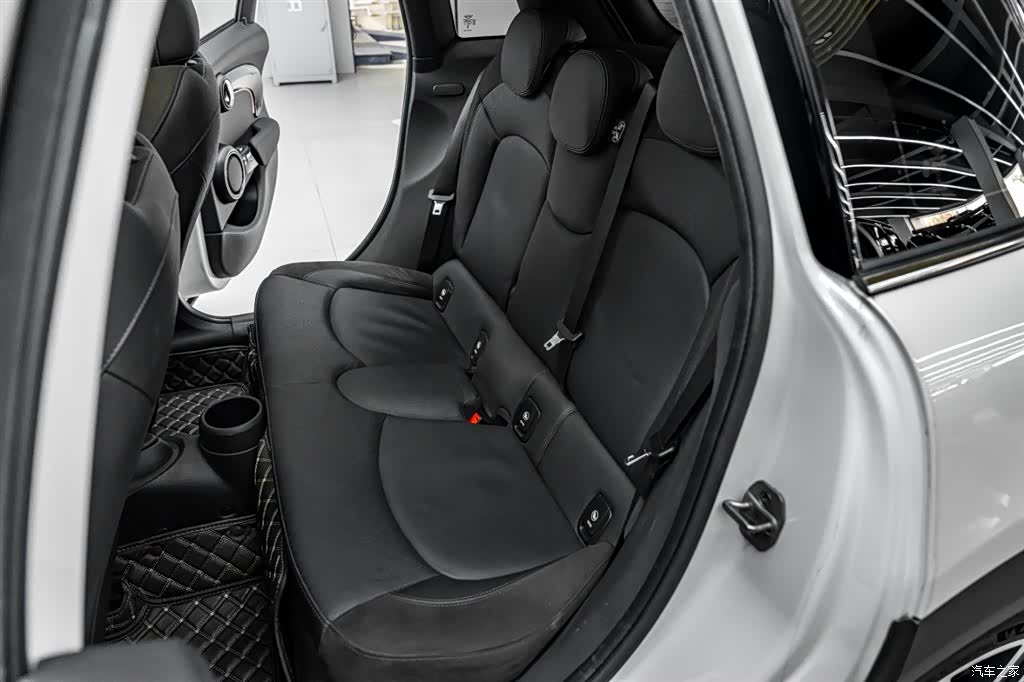 Mini Cooper, 2024 24