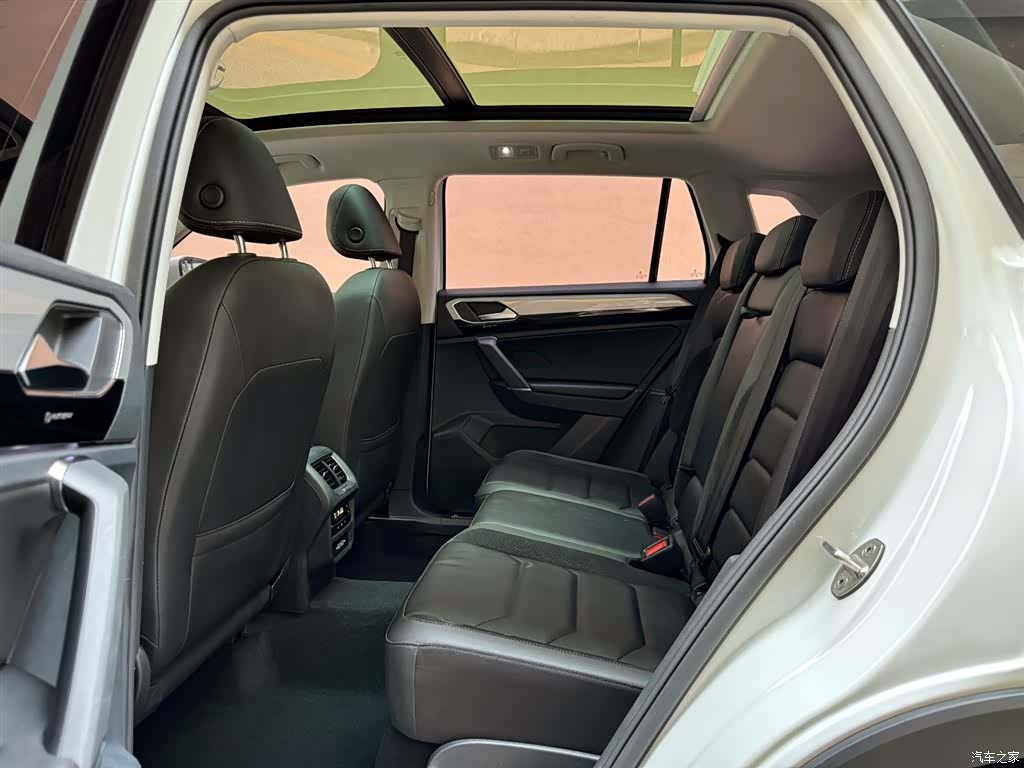 Volkswagen Tayron, 2020 10