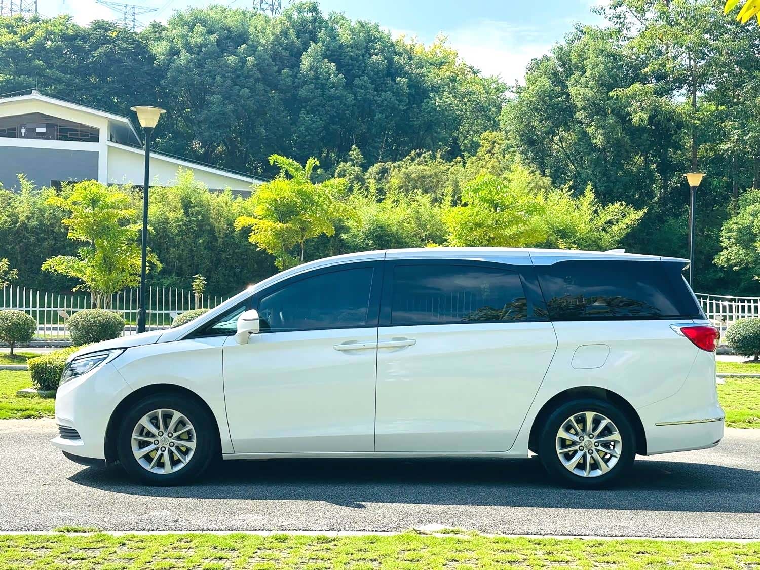 Buick GL8, 2019 7