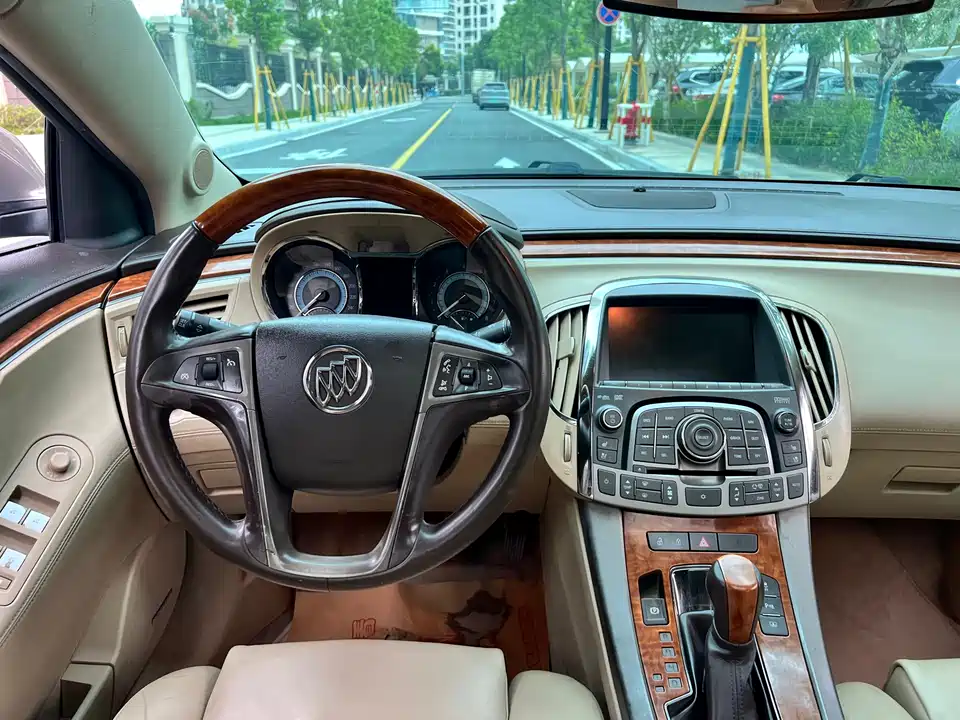 Buick Lacrosse