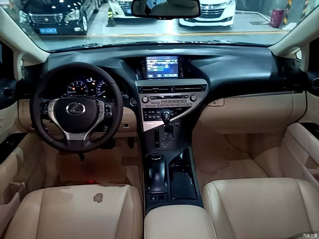 Lexus RX, 2015 10