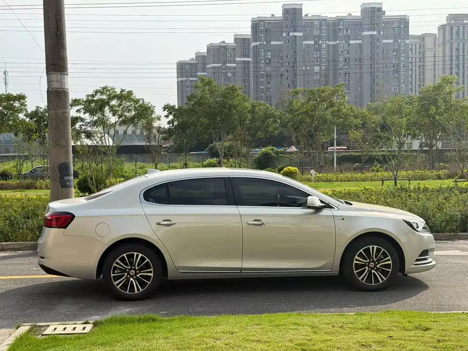 Roewe e950