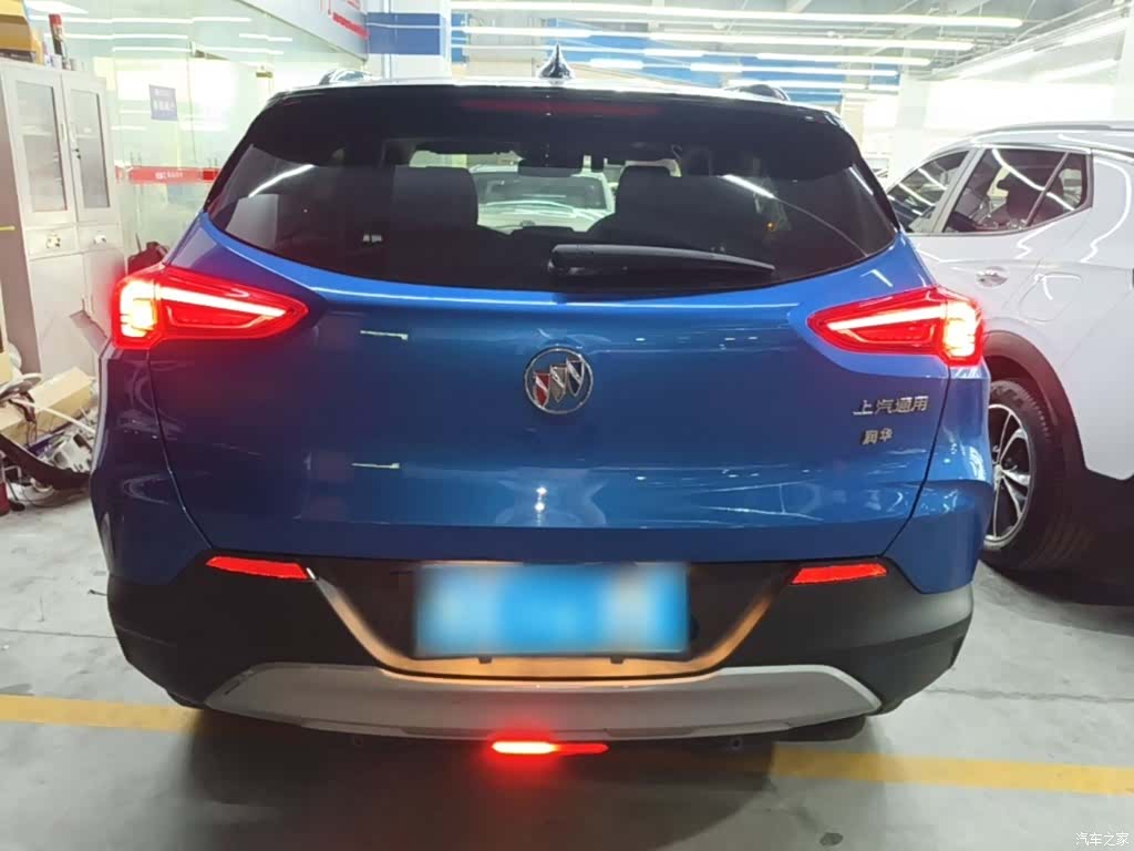 Buick Encore, 2020 4