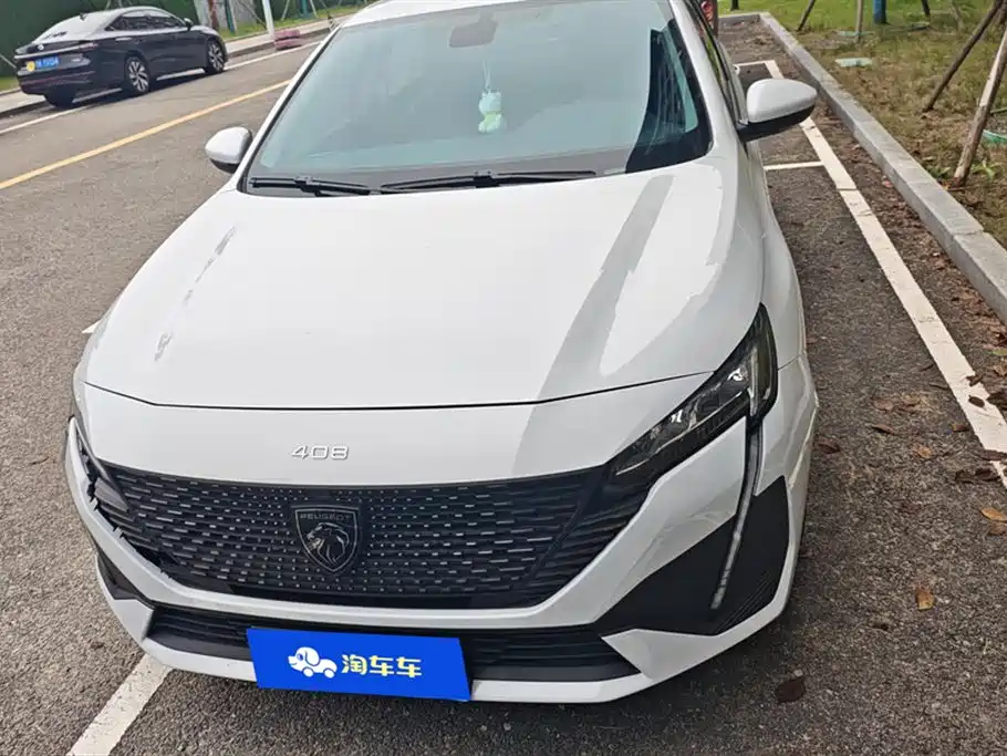 Peugeot 408