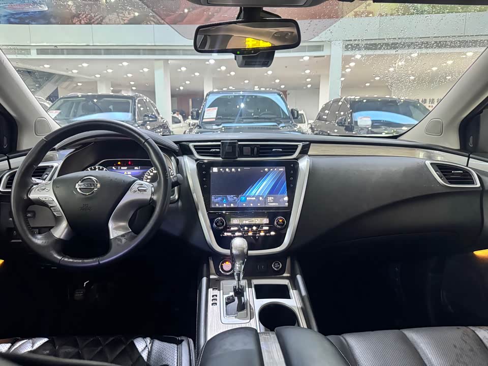 Nissan Loulan Nissan Loulan