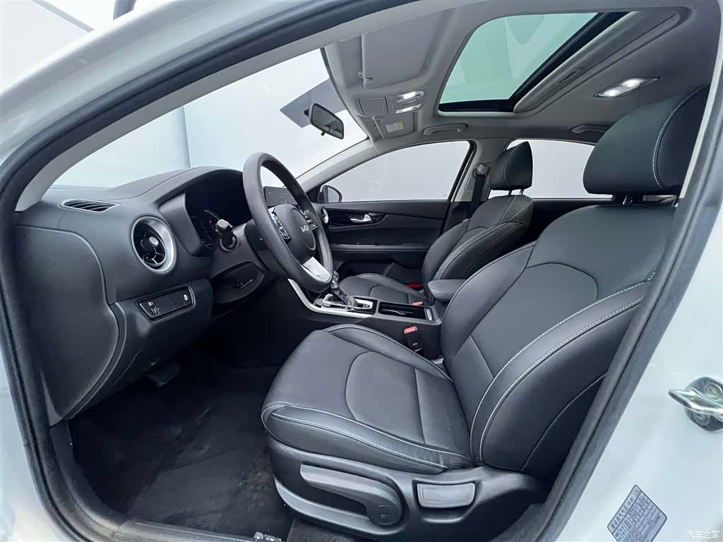 Kia K3, 2022 15