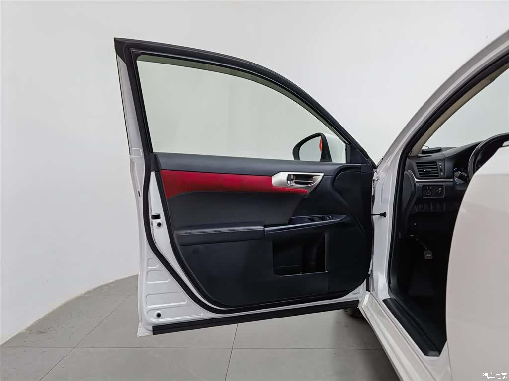 Lexus CT, 2020 8
