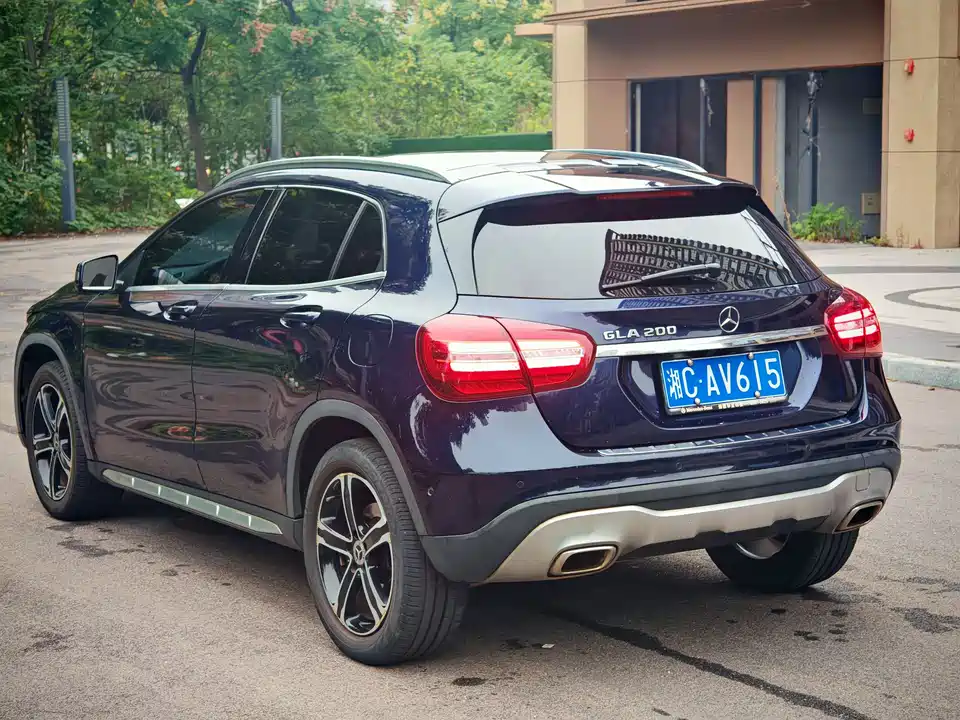 Mercedes-Benz GLA