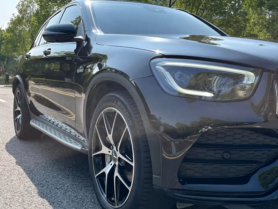 Mercedes-Benz GLC AMG